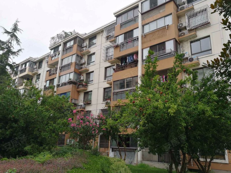 金鹤新城城杰苑 