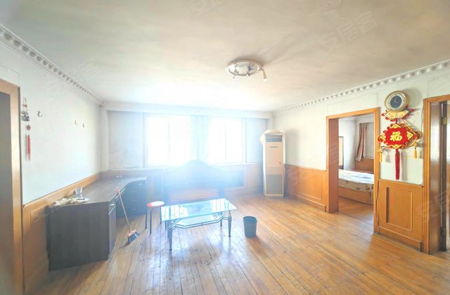 荣昌花园3室2厅110㎡135万二手房图片