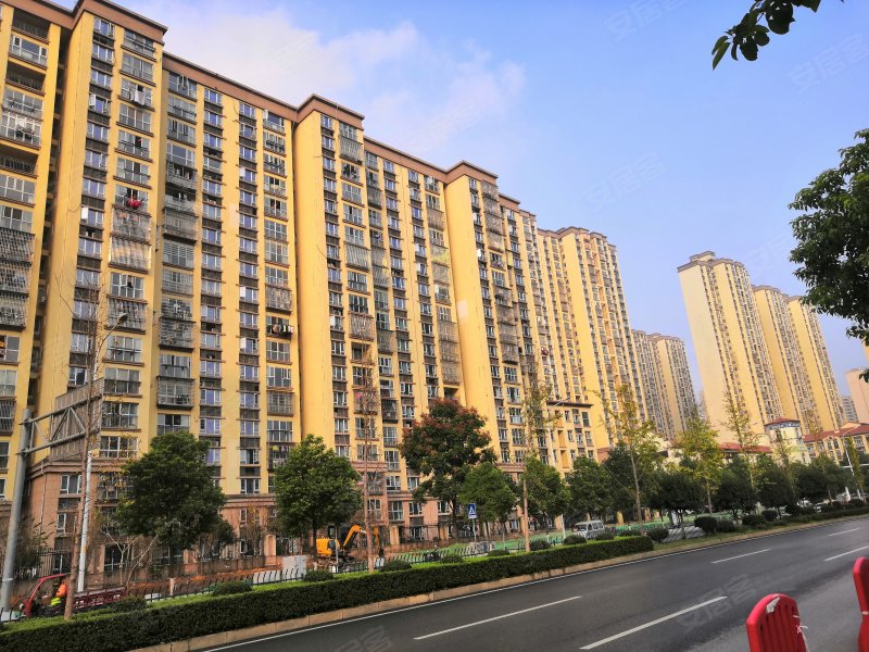 万国城moma(三期),福元西路199号-长沙万国城moma(三期)二手房,租房