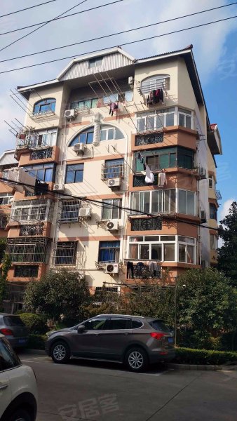 莲花公寓(浦东) 