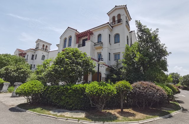 碧桂园滨湖城翠堤春晓别墅