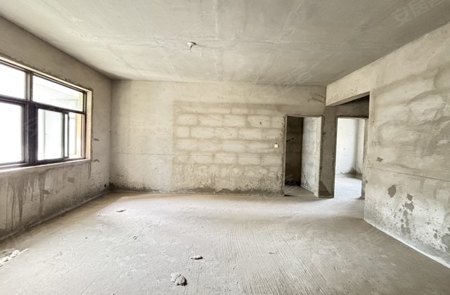 水岸皇城4室2厅140㎡50万二手房图片