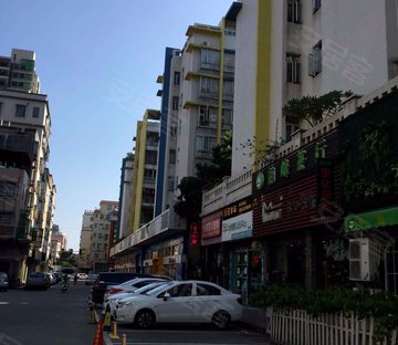 金色华庭 双卫 交通便利  商品房 带电梯 有议价空间