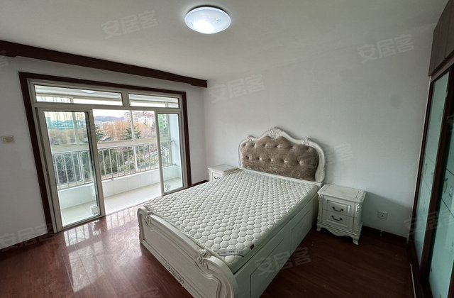 崇文园3室2厅122㎡79.8万二手房图片