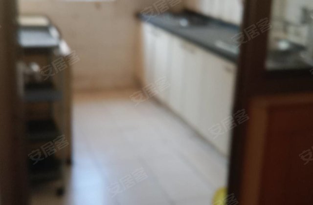 金盾小区3室2厅117㎡95万二手房图片