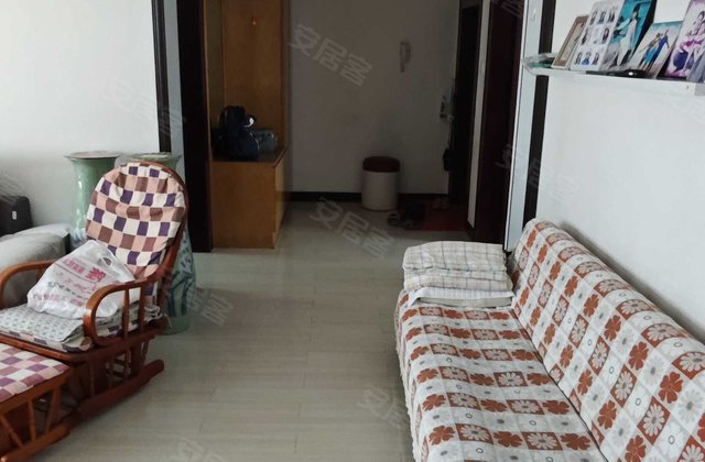 融和小区3室2厅147㎡34万二手房图片