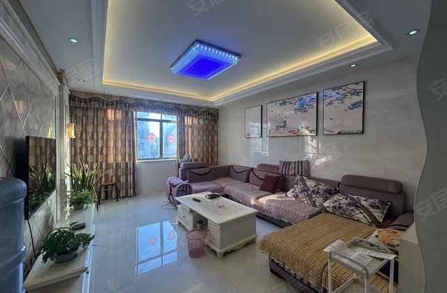 清华苑3室2厅126㎡55万二手房图片