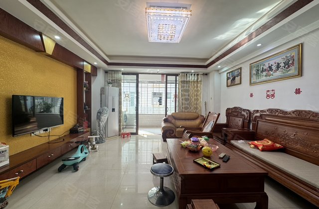 江景花园4室2厅158㎡45万二手房图片