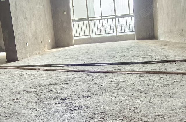 云珠苑3室2厅136㎡40.8万二手房图片