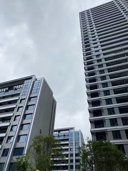 龙湖景粼天序,凤城七路,近开元路-西安龙湖景粼天序二手房,租房,房价