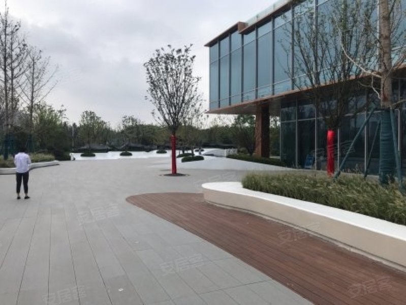 奥莱当代城,昌平街路,近工业二路