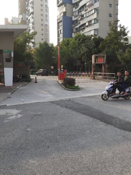 康桥水都(817弄) 