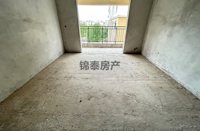 惠亭庄园4室2厅127㎡19.9万二手房图片