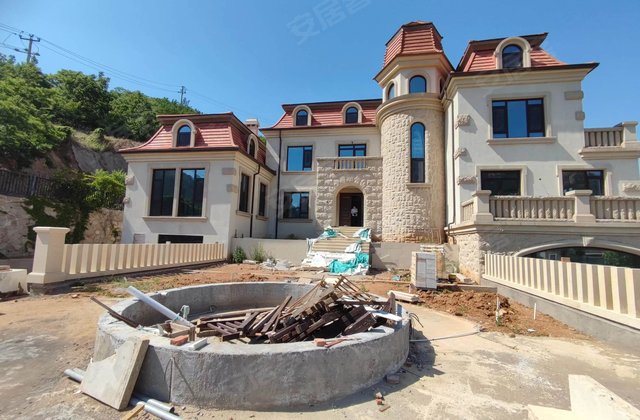 海信依云谷别墅