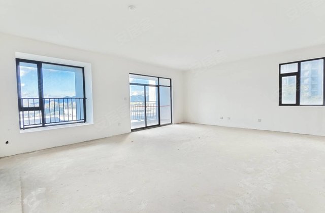 怡景尚居4室2厅189㎡120万二手房图片