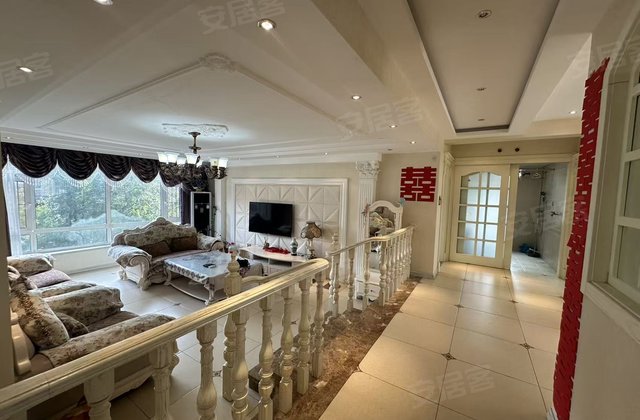 吉粮康郡3室2厅144㎡61.8万二手房图片