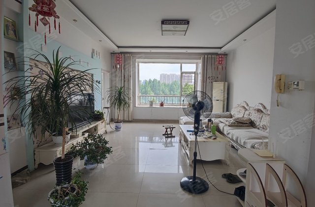 齐明雅苑3室2厅146.74㎡65万二手房图片