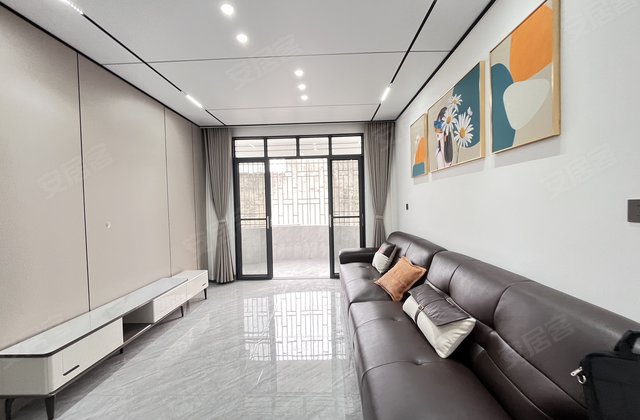 丽江兴城3室2厅91㎡25.8万二手房图片