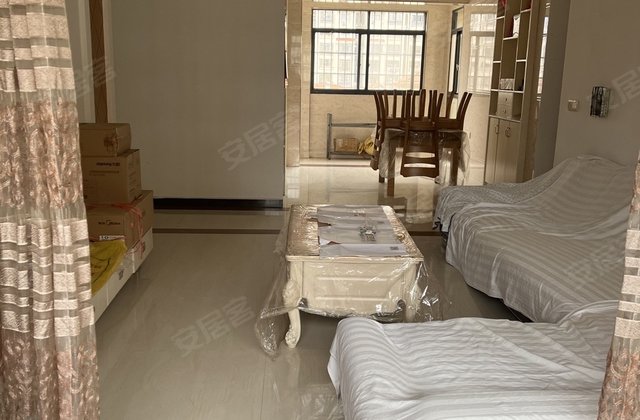 诺贝尔国际3室2厅118㎡81万二手房图片