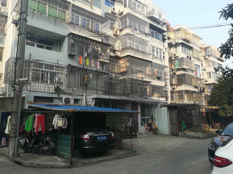 学北路20弄小区 