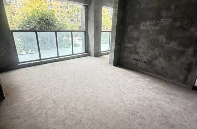 鹭湖国际4室2厅110㎡58.8万二手房图片