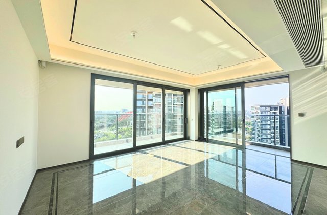 保利首铸鹭湾4室2厅141.74㎡398万二手房图片