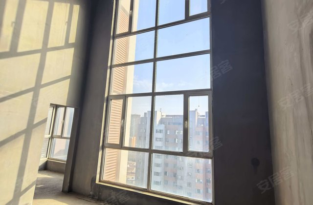 华海尚都5室3厅248㎡62万二手房图片