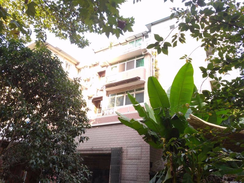 云莲路325,327号小区