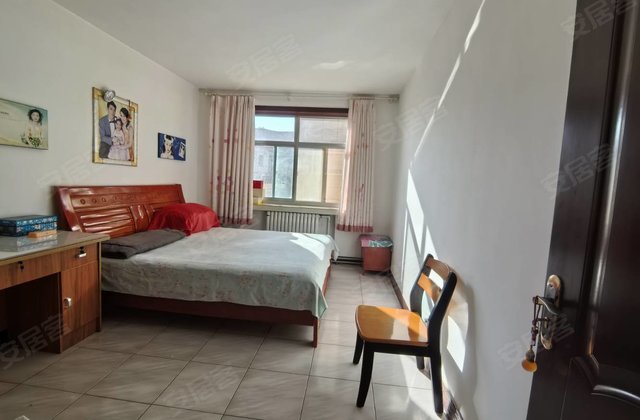 卫生局家属楼3室1厅87㎡35万二手房图片