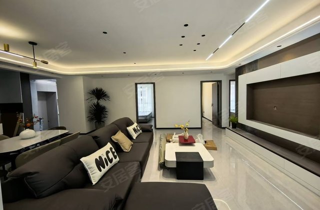 光大君庭4室2厅143㎡85.8万二手房图片