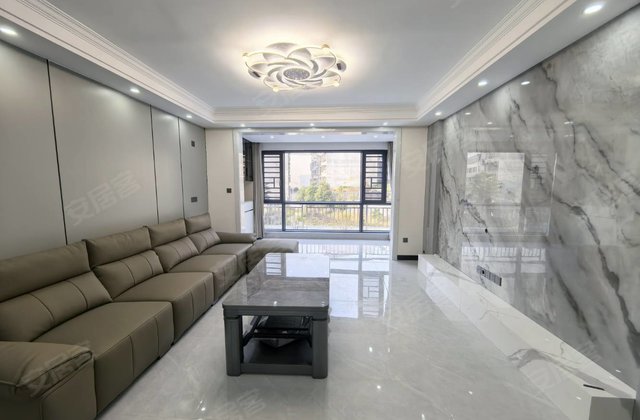 汇华世纪新城4室2厅132㎡65.8万二手房图片