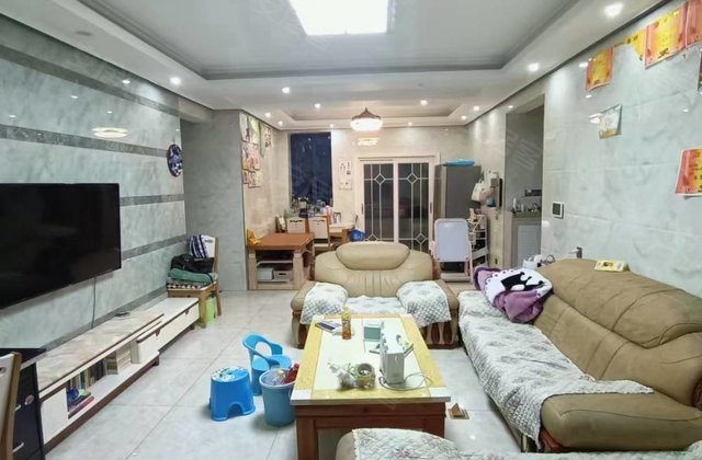 开成商业广场4室2厅143.4㎡83.8万二手房图片