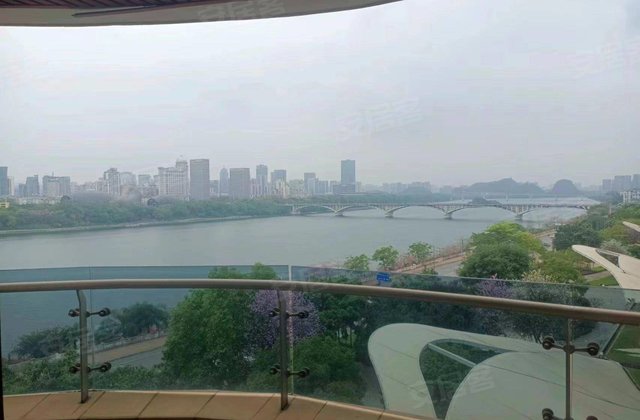 保利大江郡5室2厅174.32㎡285万二手房图片
