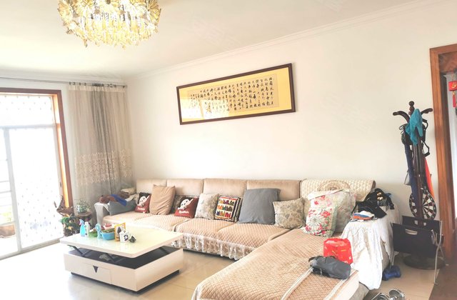 康宁小区4室2厅176.53㎡68万二手房图片