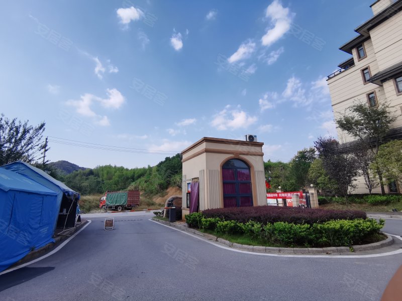 麓山温泉小镇,嫦娥大道666号-咸宁麓山温泉小镇二手房,租房,房价-咸宁