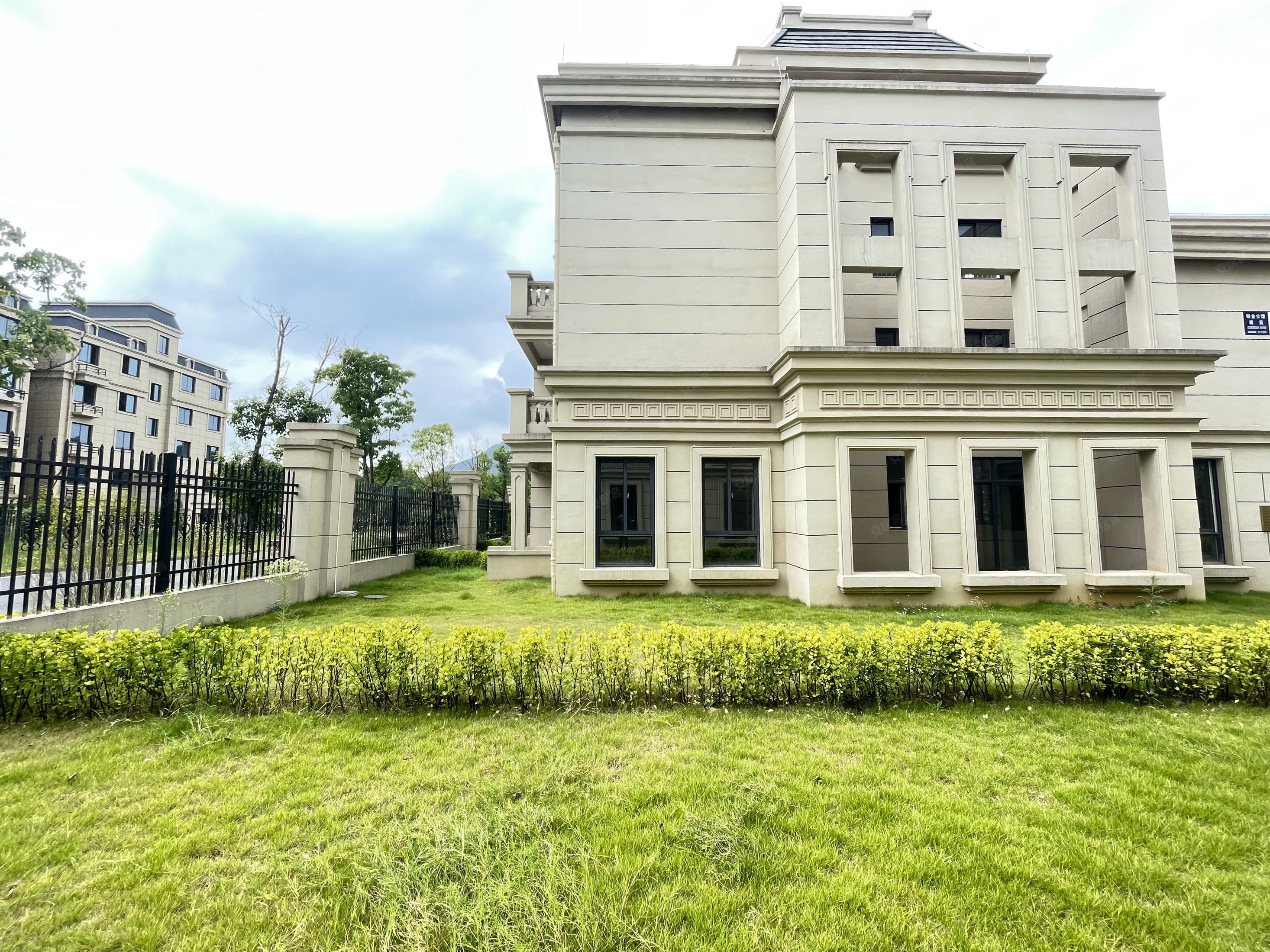 铂金公馆南苑别墅