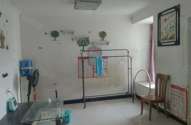 新建小区B区2室1厅68.8㎡6.5万二手房图片