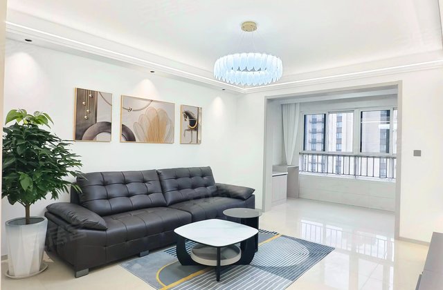 金湖国际3室2厅116.2㎡79.8万二手房图片