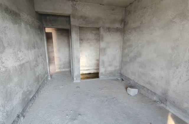 新嘉坡3室2厅109㎡21.8万二手房图片