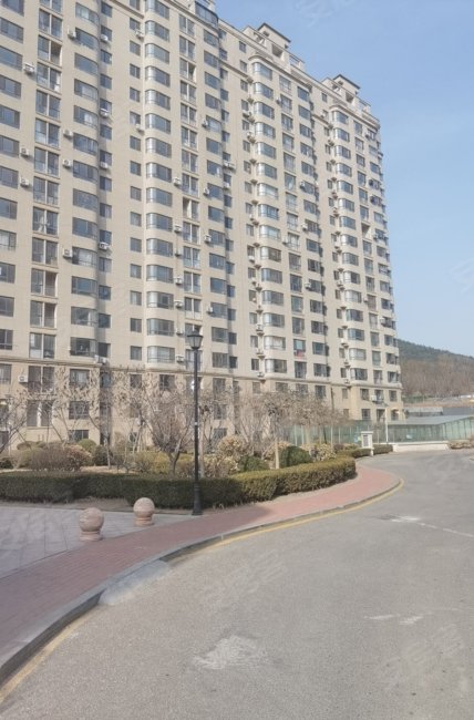 慧谷阳光1室1厅1卫送家具房东直卖