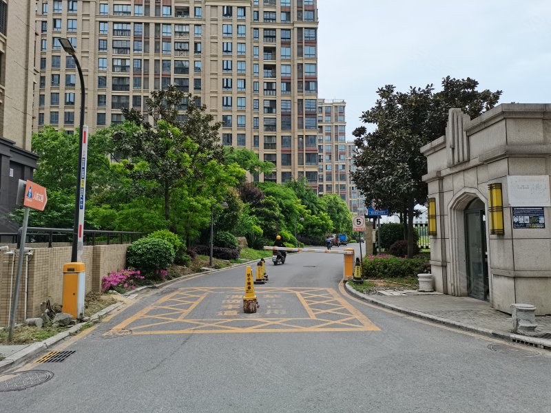 西湖绿洲城四期