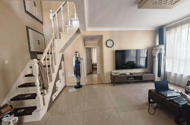 润东家园(东环路)4室2厅160㎡90万二手房图片