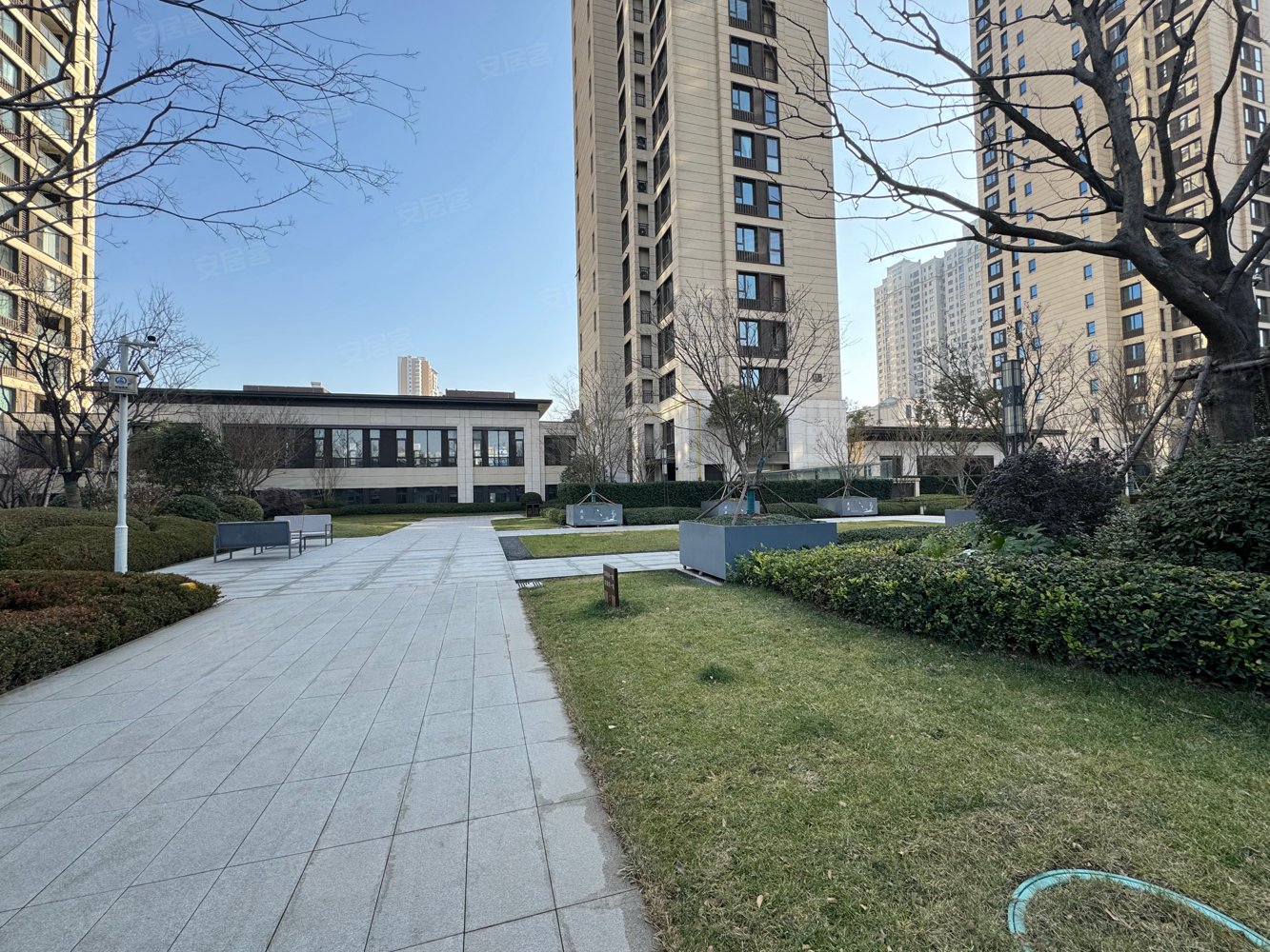 蓝城兰园边户4室赔钱出房东诚心卖房