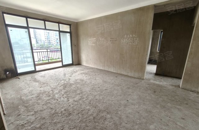 四季花城3室2厅108㎡40.8万二手房图片