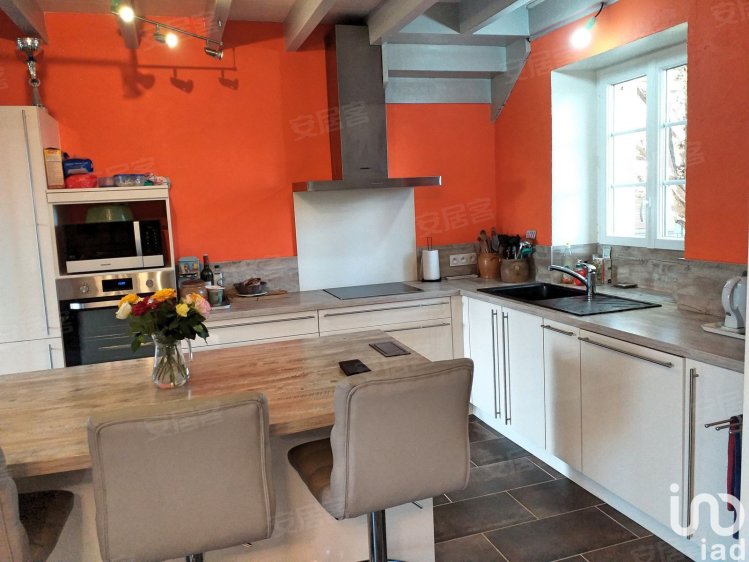 法国约¥334万FranceSaint-SymphorienHouse出售二手房公寓图片