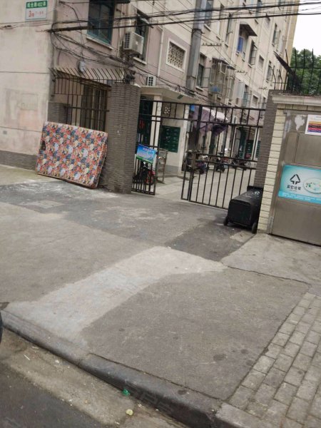 钱仓路402弄小区 