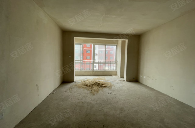 三里庄小区3室2厅140㎡39.8万二手房图片