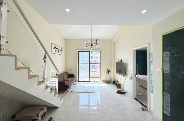 四季春城2室3厅80.44㎡69万二手房图片