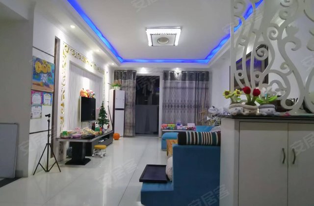 水岸东湖(一期)3室2厅136㎡45.8万二手房图片