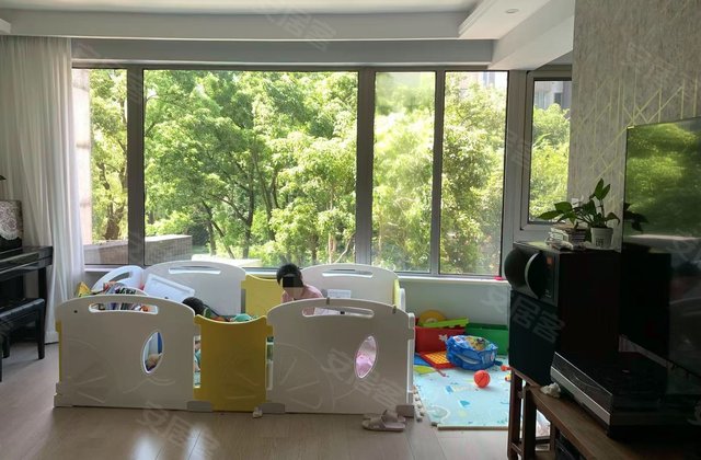 香梅花园(一期)3室2厅159.61㎡1580万二手房图片